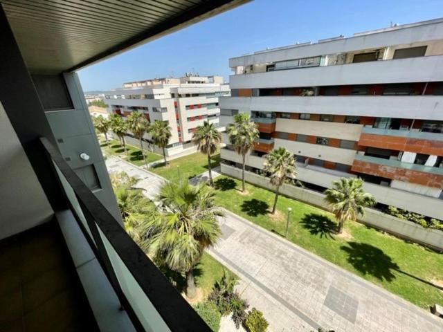 Gatu Premium Racimo, Terraza, Piscina, Aire Ac, Wifi Y Parking " Preferente Mayores De 25 Anos Y Familias " El Puerto de Santa María Kültér fotó